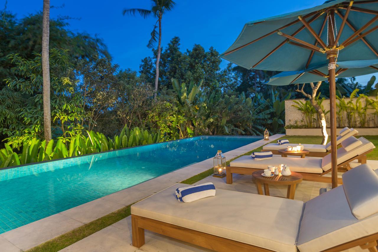 Villa Rusa Biru - Modern Villa With Private Pool And Cook In The Heart Of Berawa Canggu  Exterior photo